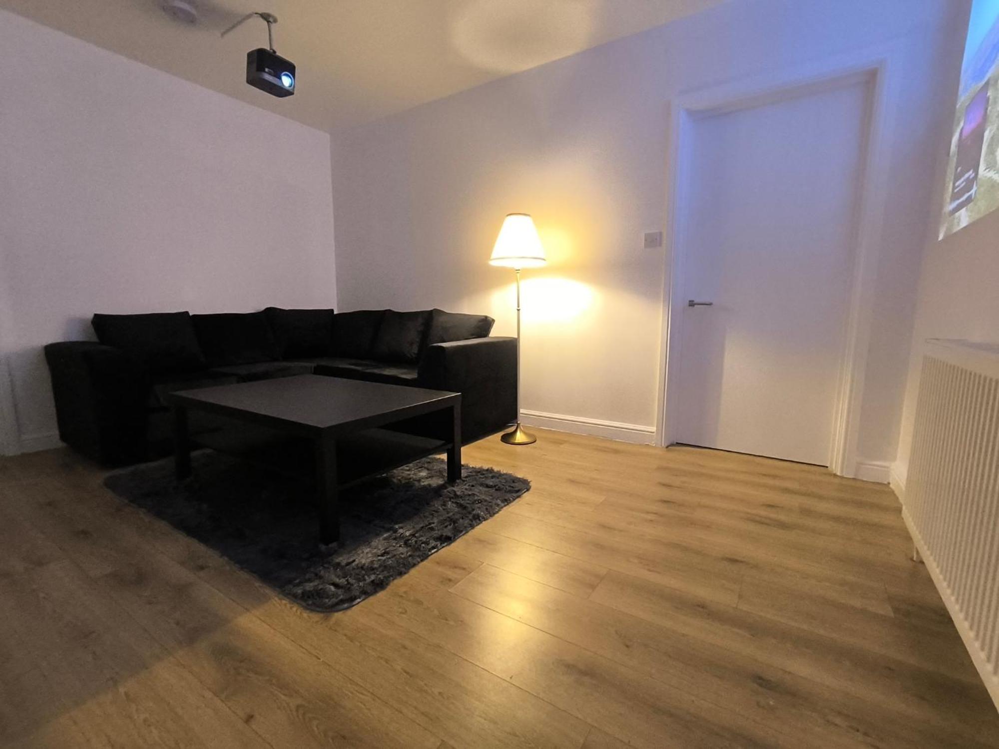 4 Pers Style South Wimledon Tube Station Guest house London